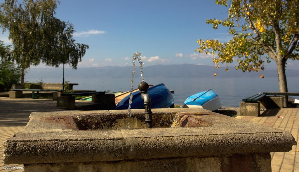 Pension Lale Apartamento Peštani Exterior foto